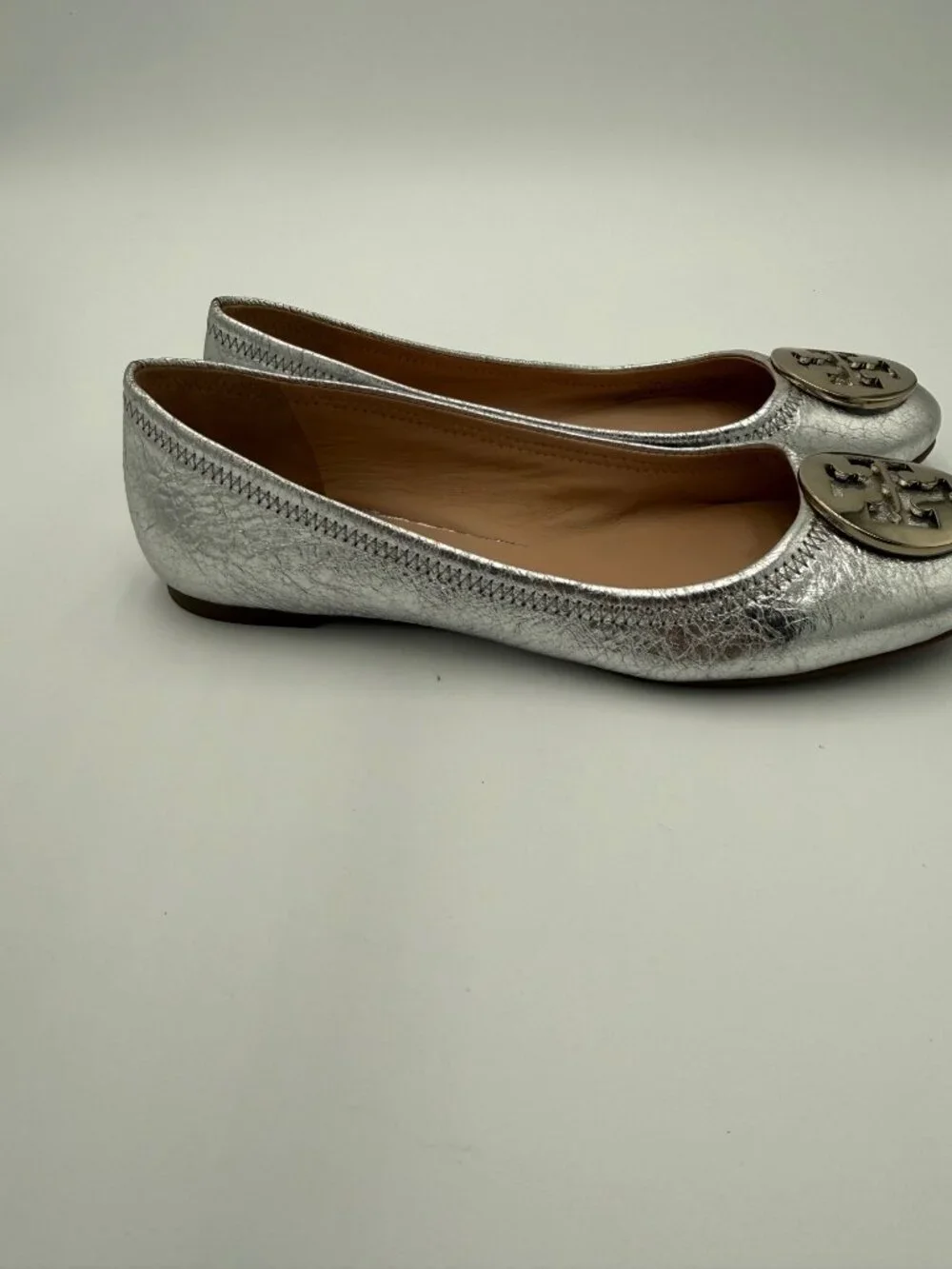 Tory Burch Silver Metallic Leather Minnie Ballet Flats Sz 8  Logo Hardware